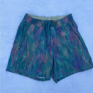 Lululemon Pace Breaker Shorts - Size Small